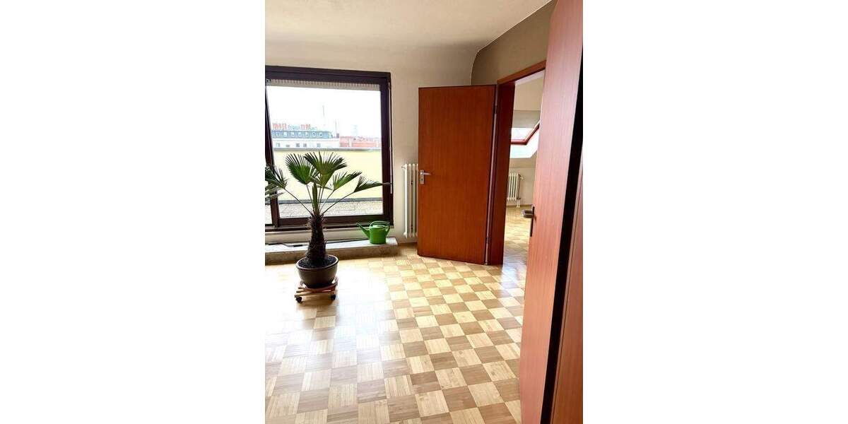 Gewerbeobjekt Nürnberg Steinbühl - 4 Zimmer, 104 m&sup2;, 395.000&euro; | Angebot:25678888