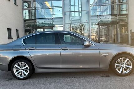 BMW 523 194.000 km 8.900 &euro; Nürnberg 90439