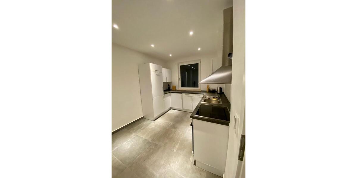 Etagenwohnung Nürnberg Gleißhammer - 3 Zimmer, 73 m&sup2;, 1.360&euro; | Angebot:26498394