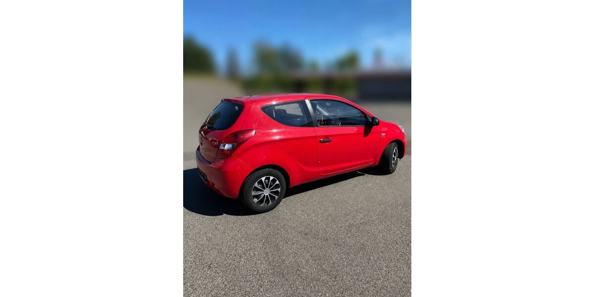 Hyundai i20 82.000 km 4.490 &euro; Schnaittach 91220