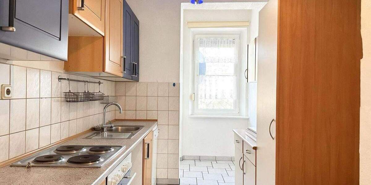 Etagenwohnung Fürth Südstadt - 3 Zimmer, 67 m&sup2;, 229.000&euro; | Angebot:25655787