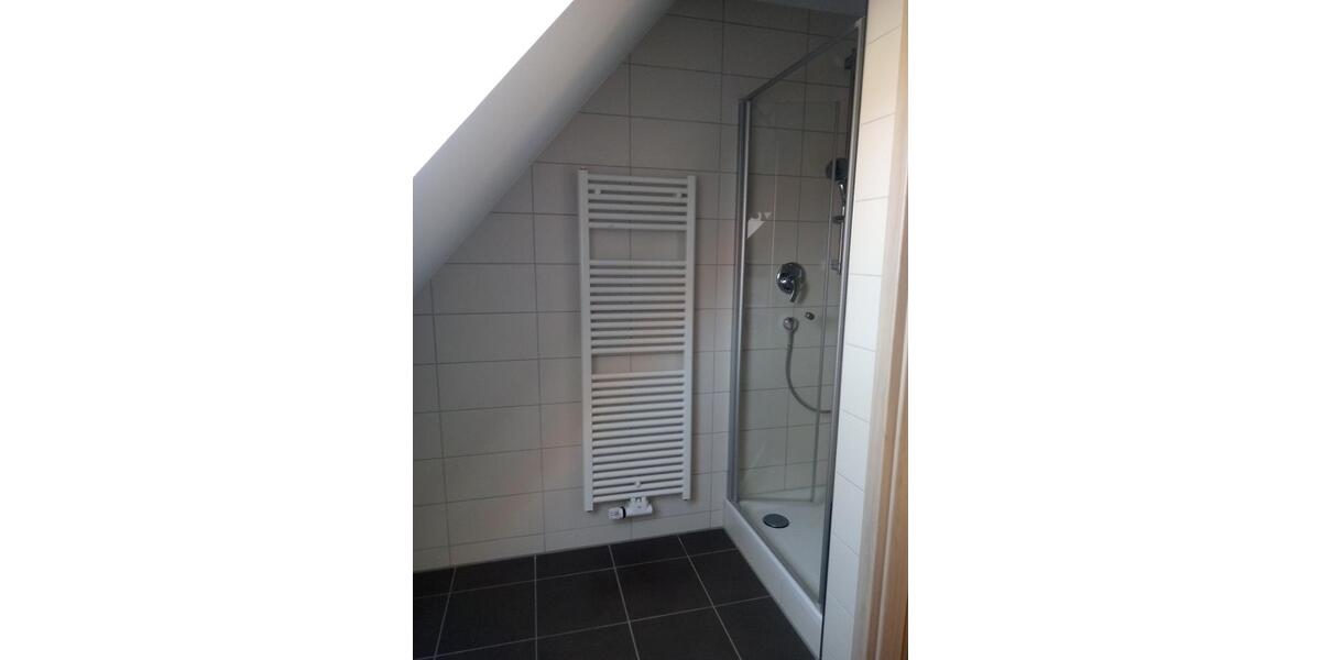 Dachgeschoßwohnung Roth - 2 Zimmer, 60 m&sup2;, 650&euro; | Angebot:25161588