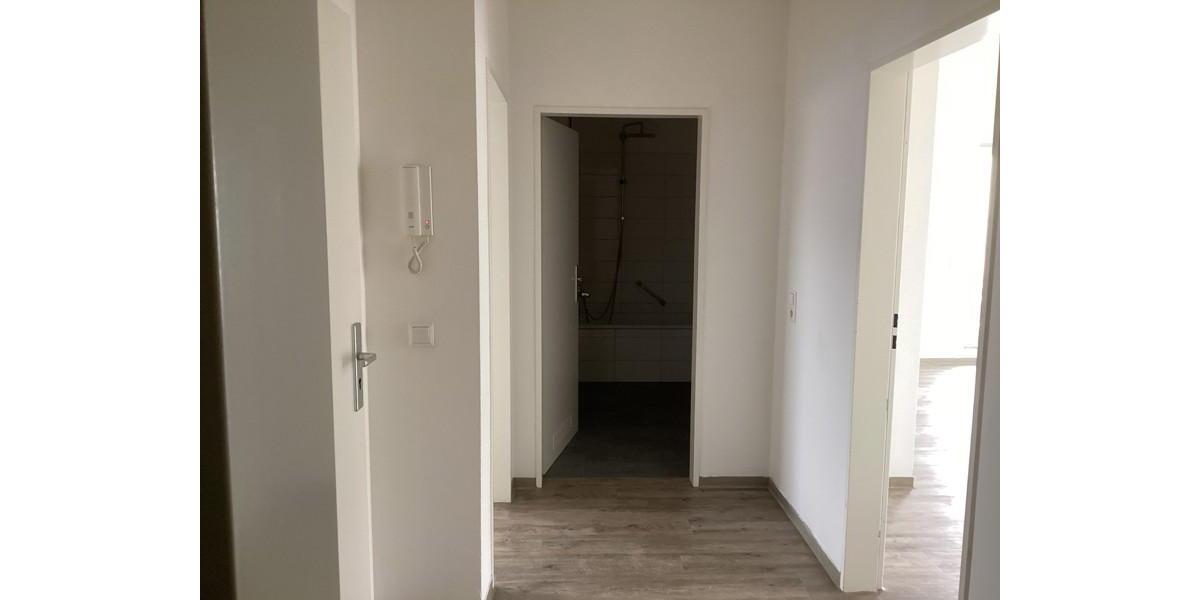 Dachgeschoßwohnung Erlangen Bruck - 2 Zimmer, 71 m&sup2;, 882&euro; | Angebot:25350337