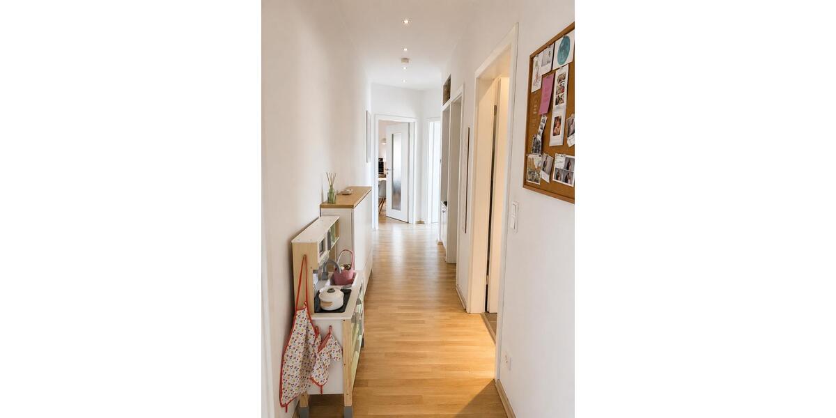 Dachgeschoßwohnung Erlangen Alterlangen - 3.5 Zimmer, 83 m&sup2;, 1.150&euro; | Angebot:27580085
