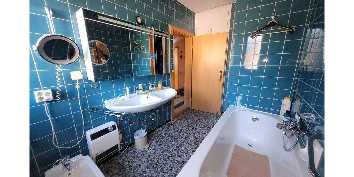 Einfamilienhaus Nürnberg Neukatzwang - 5 Zimmer, 190 m&sup2;, 1.900&euro; | Angebot:25704241