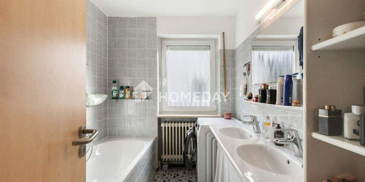 Etagenwohnung Erlangen Sieglitzhof - 3 Zimmer, 105 m&sup2;, 319.000&euro; | Angebot:25835728