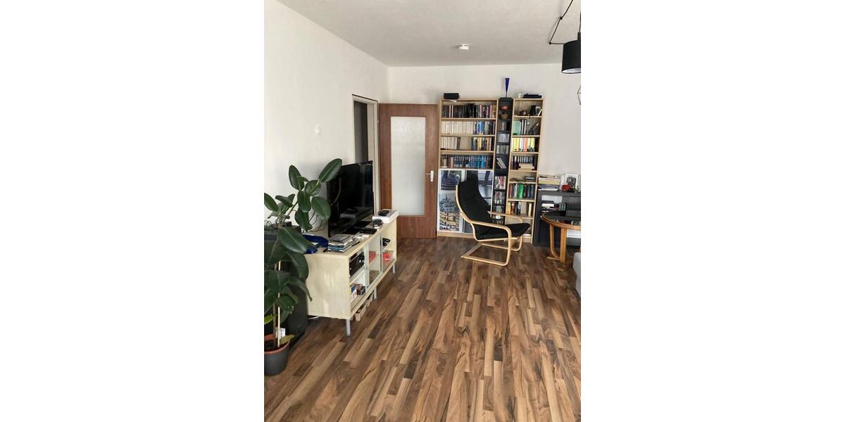 Etagenwohnung Nürnberg Erlenstegen - 3 Zimmer, 79 m&sup2;, 1.190&euro; | Angebot:25017781