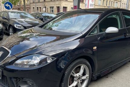 Seat Leon 152.385 km 2.950 &euro; Fürth ( bei Nürnberg ) 90762