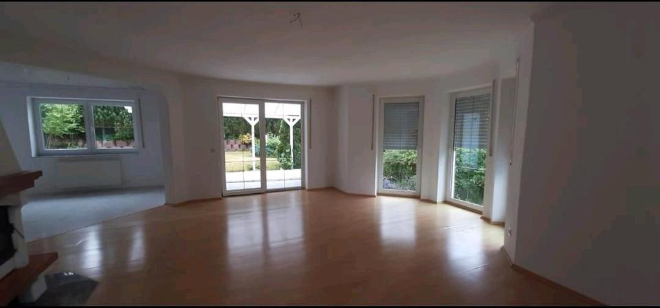 Erdgeschoßwohnung Weihenzell - 4 Zimmer, 161 m&sup2;, 1.600&euro; | Angebot:25860460