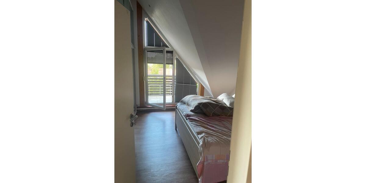 Dachgeschoßwohnung Nürnberg Altenfurt - 3 Zimmer, 79 m&sup2;, 240.000&euro; | Angebot:27281891