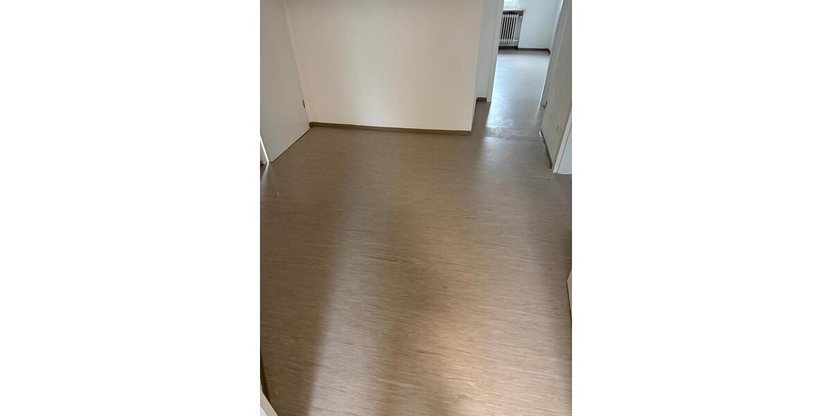 Dachgeschoßwohnung Altdorf bei Nürnberg - 3 Zimmer, 68 m&sup2;, 1.030&euro; | Angebot:24784784