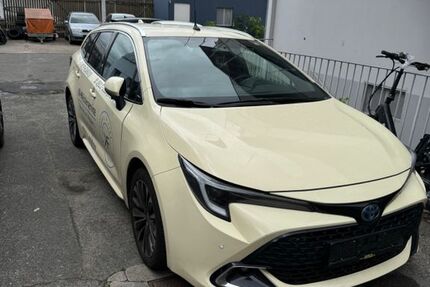 Toyota Corolla 169.000 km 16.900 &euro; Nürnberg 90441