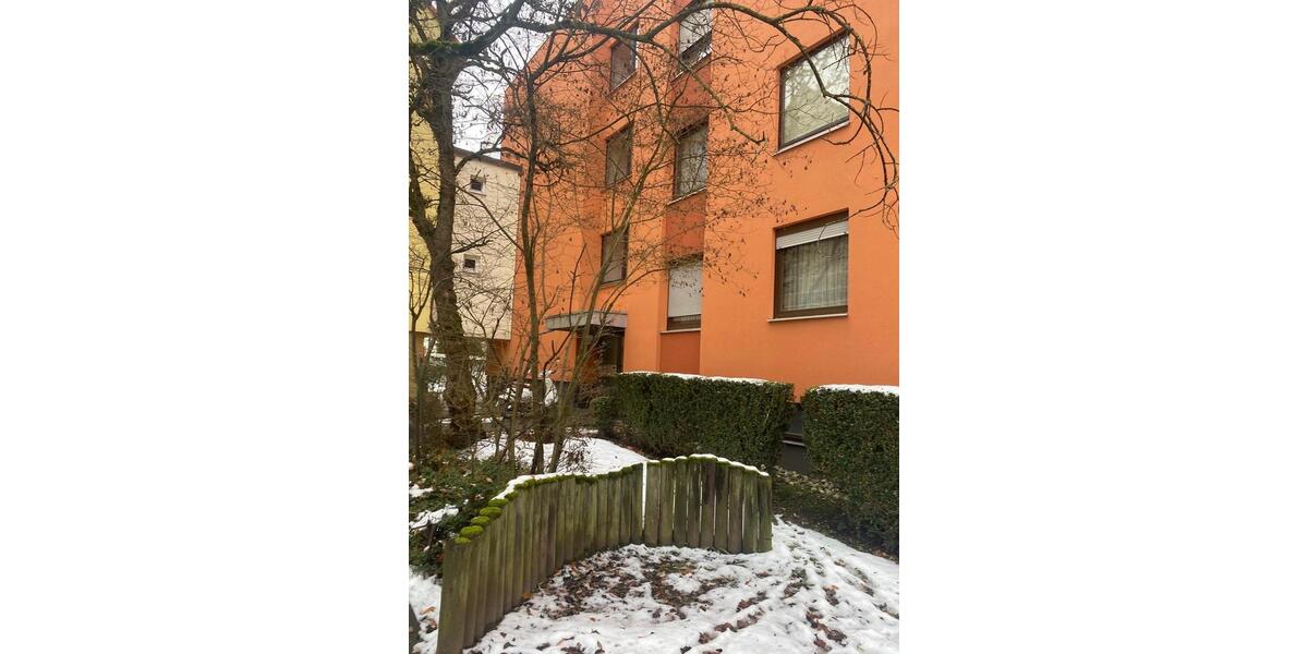 Etagenwohnung Fürth Bislohe - 3 Zimmer, 84 m&sup2;, 1.100&euro; | Angebot:26677272