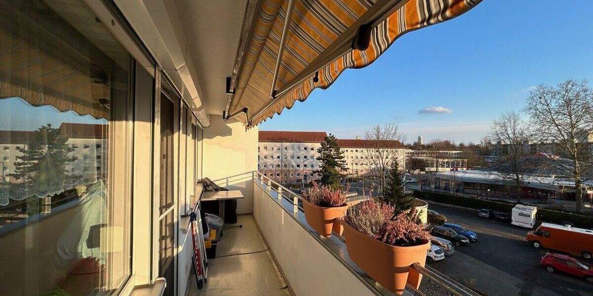 Etagenwohnung Nürnberg Nordostbahnhof - 3 Zimmer, 93 m&sup2;, 325.000&euro; | Angebot:25817335