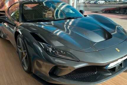 Ferrari F8 12.095 km 299.999 &euro; Erlangen 91058