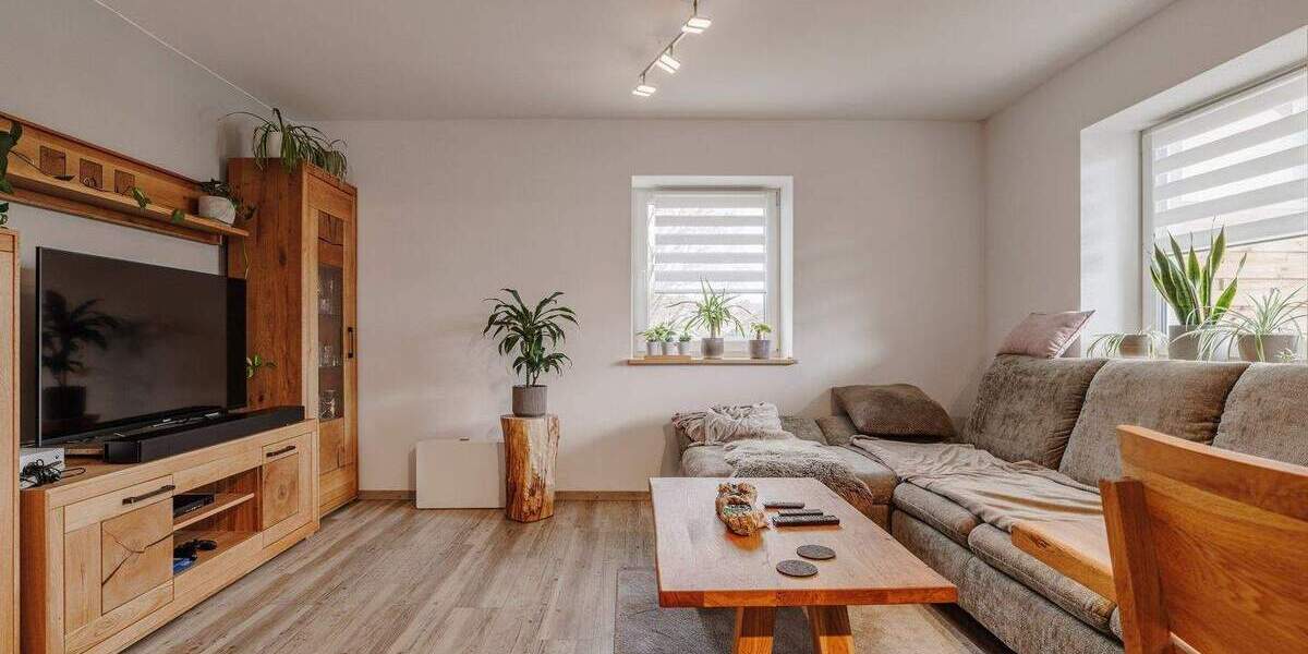 Mehrfamilienhaus, Wohnhaus Forchheim Reuth - 8 Zimmer, 191 m&sup2;, 900.000&euro; | Angebot:25692204