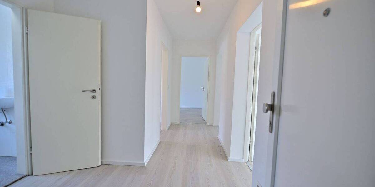Etagenwohnung Zirndorf - 3 Zimmer, 77 m&sup2;, 790&euro; | Angebot:26037623