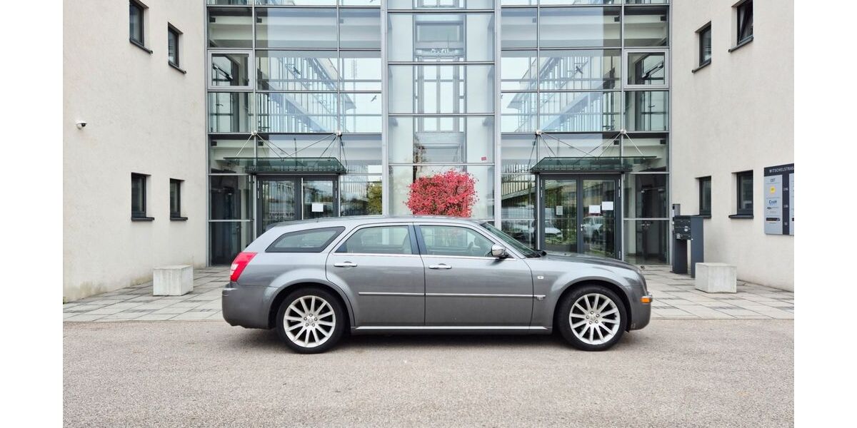 Chrysler 300C 170.000 km 9.400 &euro; Nürnberg 90431