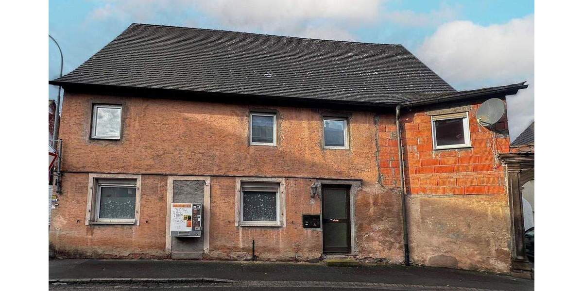 Einfamilienhaus Wilhermsdorf - 6 Zimmer, 220 m&sup2;, 235.000&euro; | Angebot:25846151