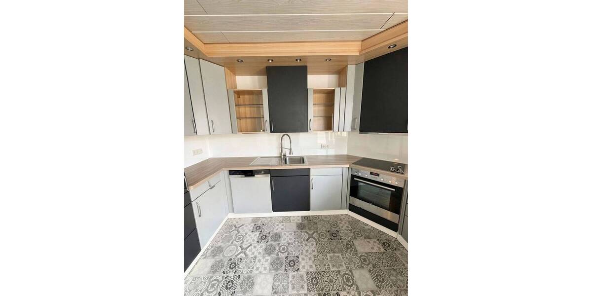 Etagenwohnung Erlangen Frauenaurach - 2 Zimmer, 117 m&sup2;, 1.200&euro; | Angebot:26092188
