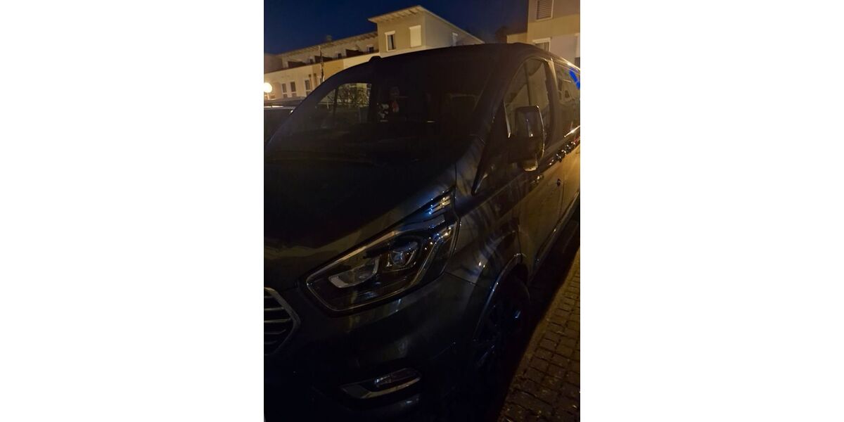 Ford Tourneo Custom 94.000 km 33.200 &euro; Nürnberg 90471