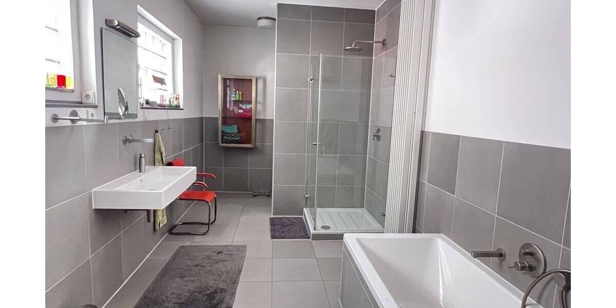 Etagenwohnung Fürth Südstadt - 3 Zimmer, 155 m&sup2;, 439.000&euro; | Angebot:26766559