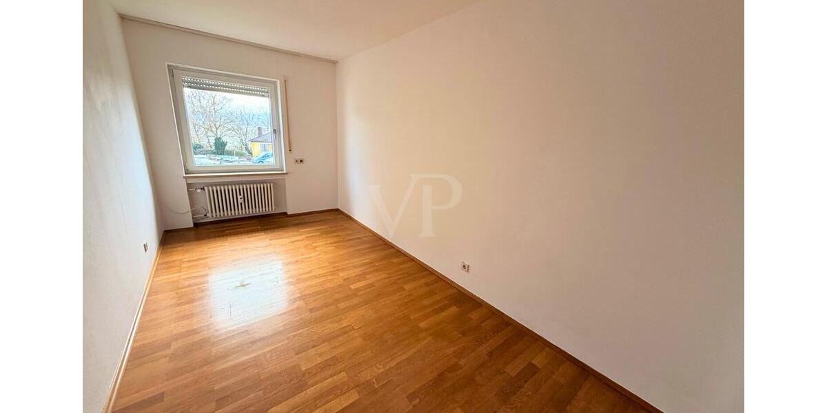 Etagenwohnung Neustadt an der Aisch - 5.5 Zimmer, 120 m&sup2;, 900&euro; | Angebot:25215765