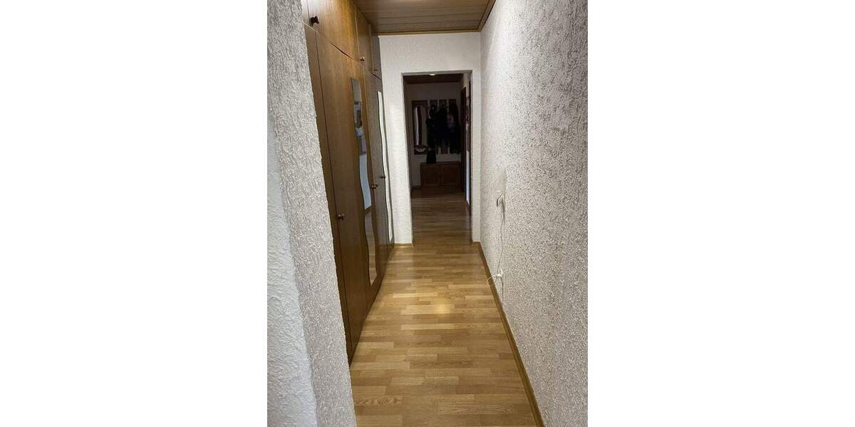 Einfamilienhaus Gerhardshofen - 8 Zimmer, 163 m&sup2;, 349.000&euro; | Angebot:25690521