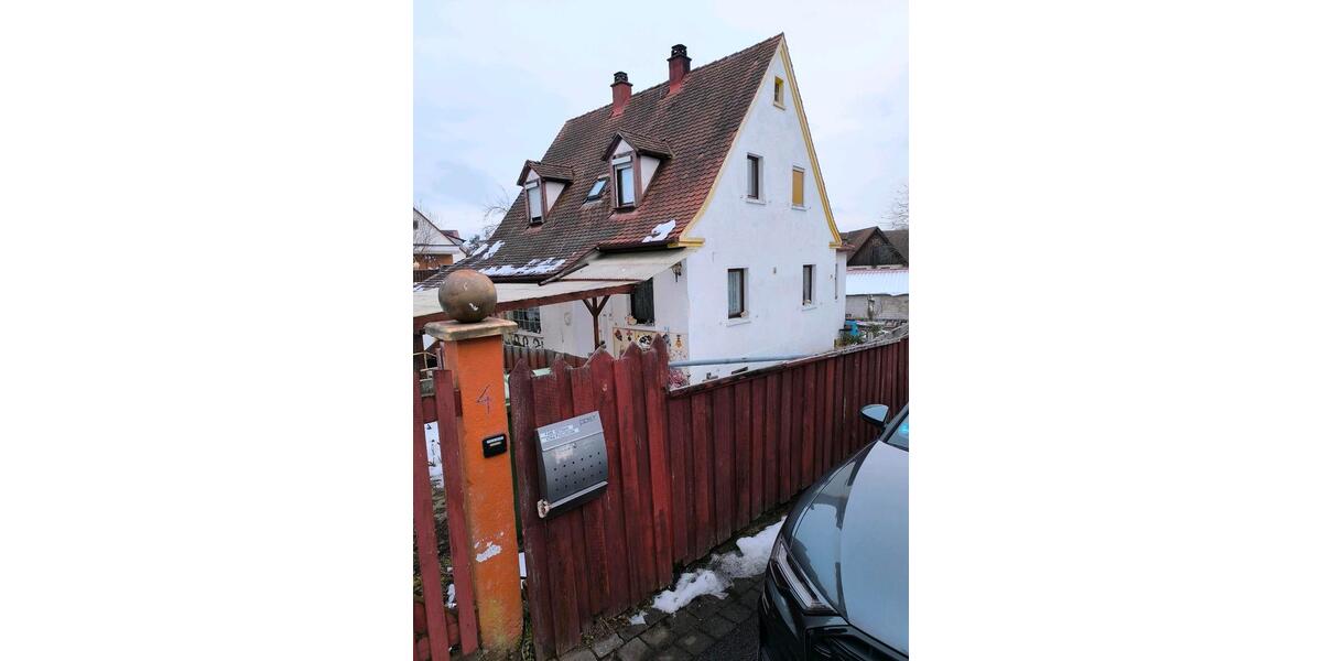 Einfamilienhaus Schwabach - 7 Zimmer, 120 m&sup2;, 1.600&euro; | Angebot:25942046