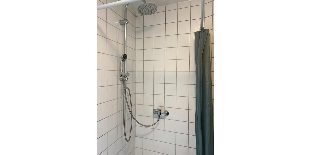 Dachgeschoßwohnung Erlangen Am Anger - 1 Zimmer, 18 m&sup2;, 465&euro; | Angebot:26546235