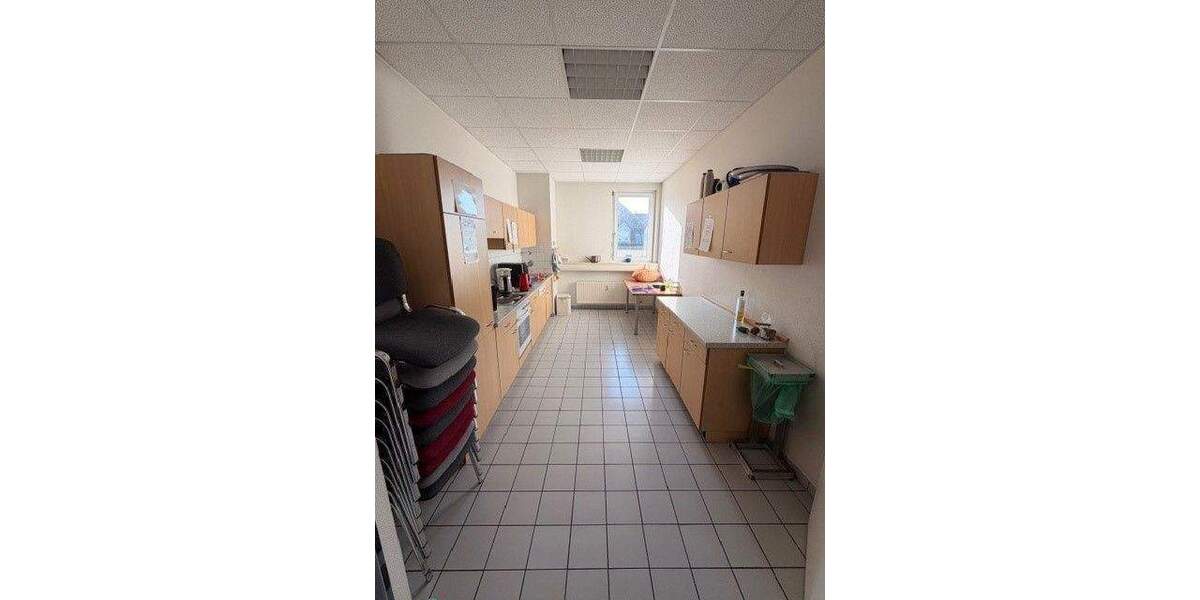 Gewerbeobjekt Fürth Südstadt - 5 Zimmer, 362 m&sup2;, 3.620&euro; | Angebot:25674927