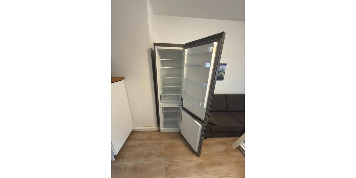 Dachgeschoßwohnung Nürnberg Gibitzenhof - 2 Zimmer, 76 m&sup2;, 700&euro; | Angebot:25942826