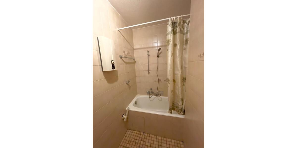 Etagenwohnung Nürnberg Gleißhammer - 2 Zimmer, 42 m&sup2;, 480&euro; | Angebot:25905420