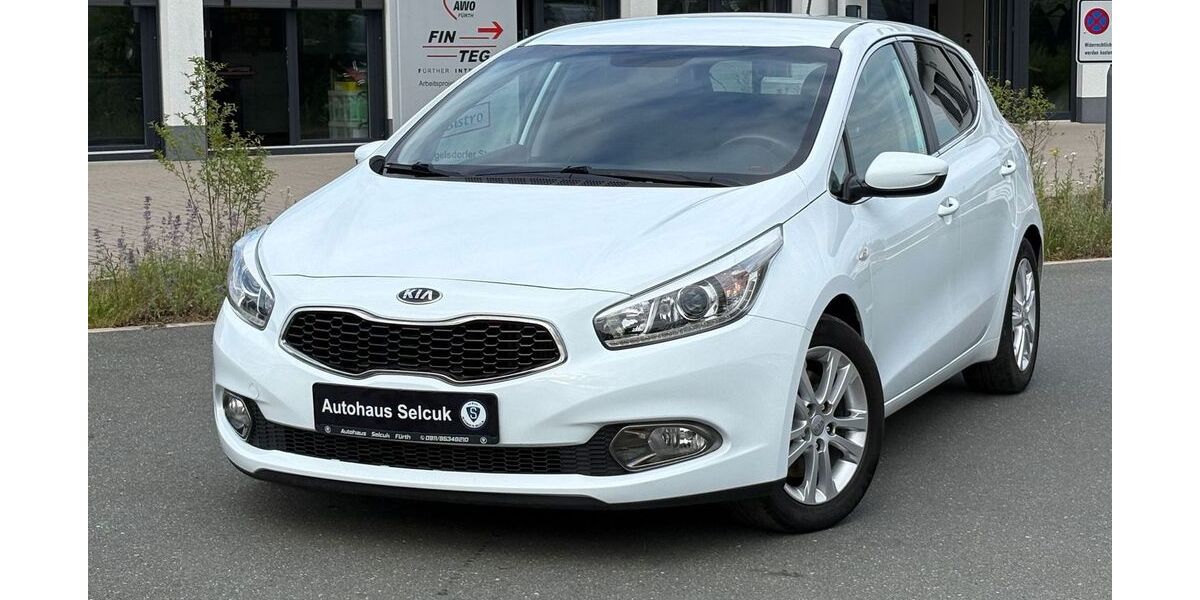Kia ceed / Ceed 123.000 km 7.990 &euro; Fürth (bei Nürnberg) 90768