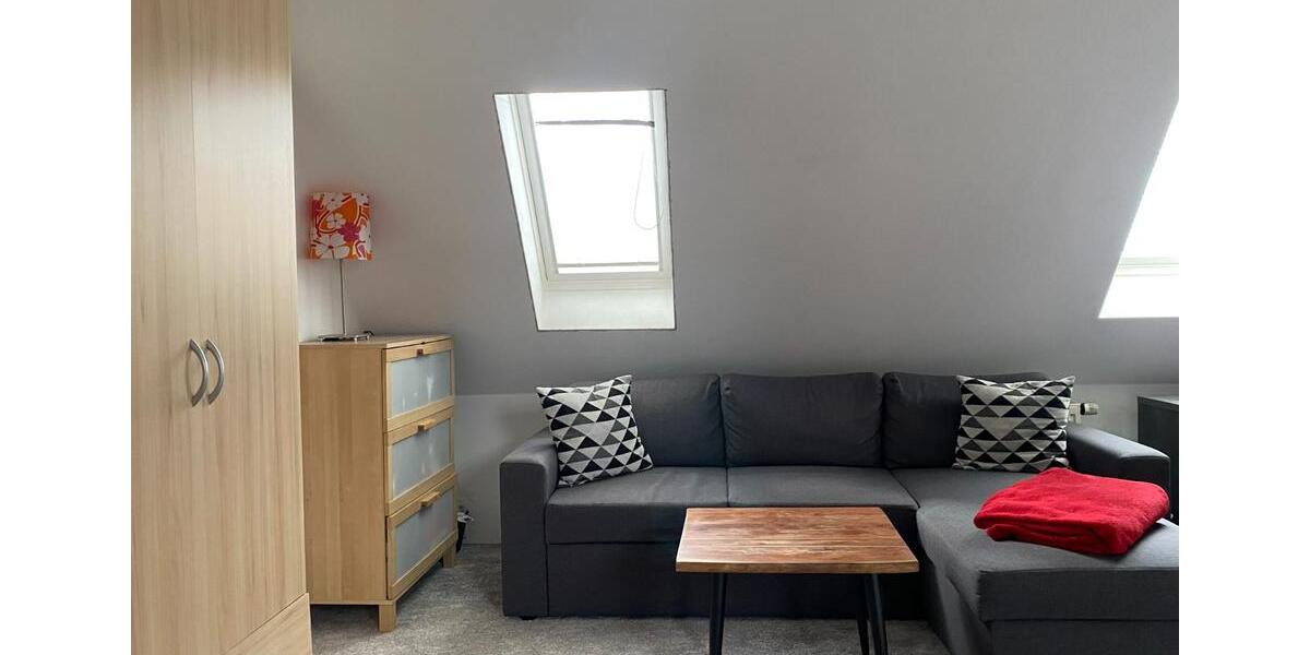 Dachgeschoßwohnung Nürnberg Almoshof - 1 Zimmer, 40 m&sup2;, 520&euro; | Angebot:25812637