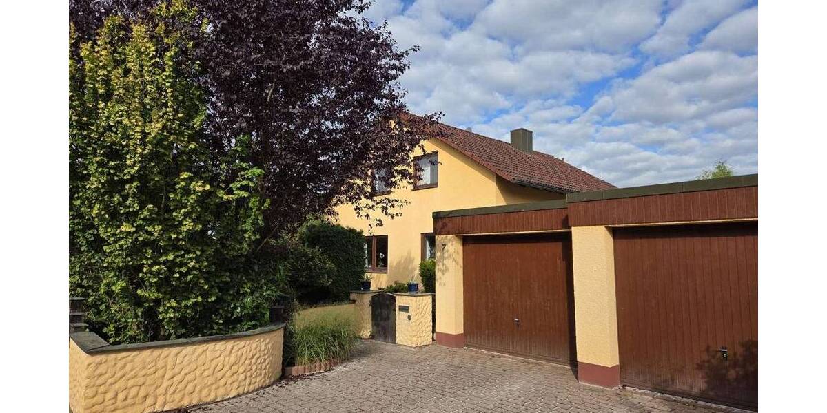 Einfamilienhaus Pyrbaum - 6 Zimmer, 129 m&sup2;, 584.000&euro; | Angebot:26016212