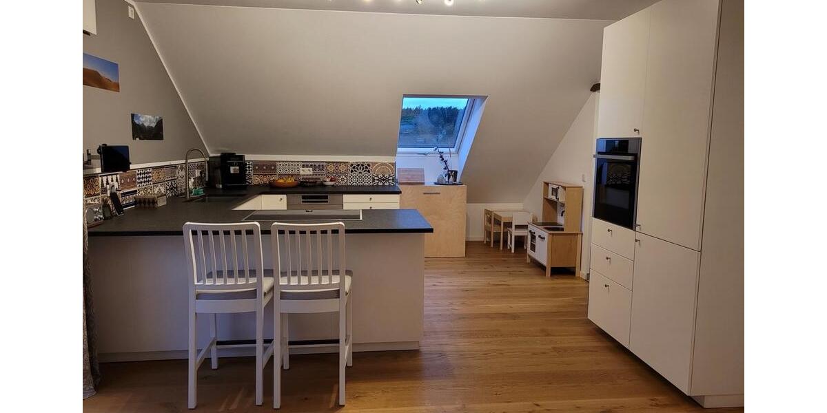 Dachgeschoßwohnung Zirndorf - 4 Zimmer, 146 m&sup2;, 680.000&euro; | Angebot:25844497