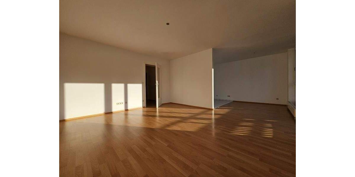 Etagenwohnung Erlangen Anger - 2 Zimmer, 63 m&sup2;, 268.000&euro; | Angebot:25699456