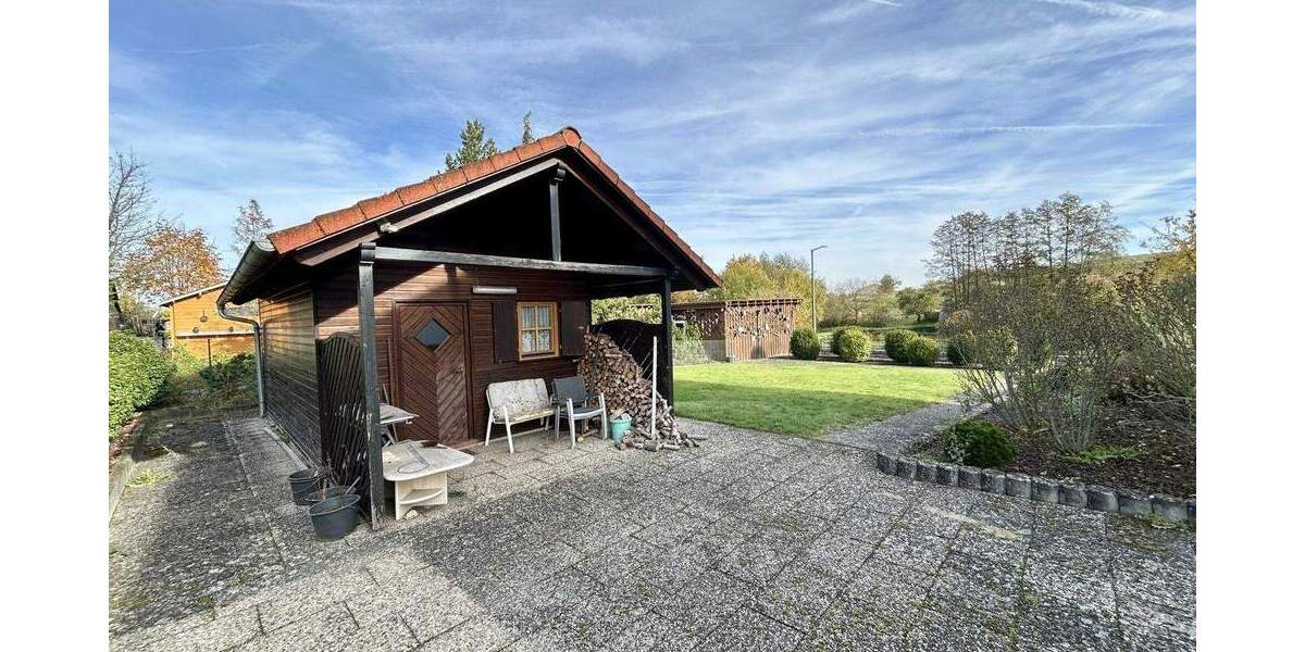 Mehrfamilienhaus, Wohnhaus Adelsdorf/Neuhaus Neuhaus - 6 Zimmer, 179 m&sup2;, 569.000&euro; | Angebot:25701568