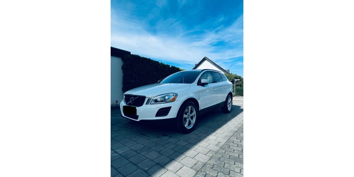 Volvo XC60 211.804 km 11.100 &euro; Roth 91154