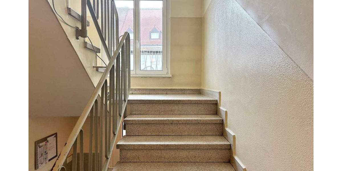 Etagenwohnung Nürnberg Laufamholz - 3 Zimmer, 91 m&sup2;, 1.100&euro; | Angebot:26595192