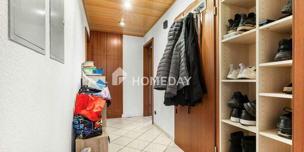 Mehrfamilienhaus, Wohnhaus Hagenbüchach - 5 Zimmer, 135 m&sup2;, 454.000&euro; | Angebot:25773248