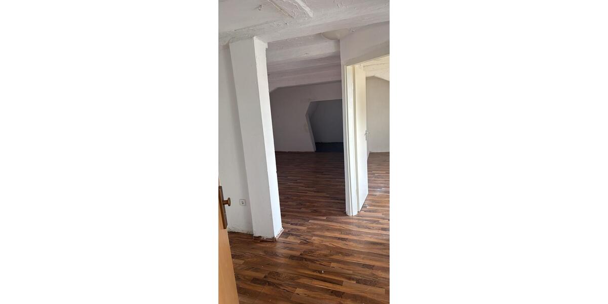 Dachgeschoßwohnung Fürth Altstadt - 2 Zimmer, 45 m&sup2;, 800&euro; | Angebot:27606417