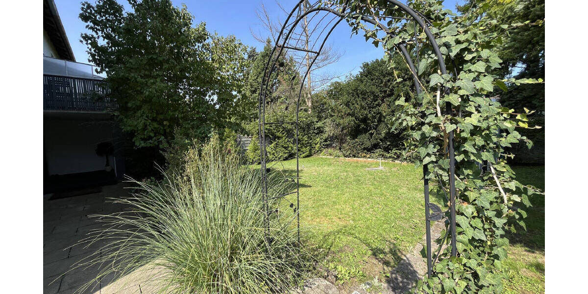 Mehrfamilienhaus, Wohnhaus Erlangen Bruck - 8 Zimmer, 890.000&euro; | Angebot:25667534