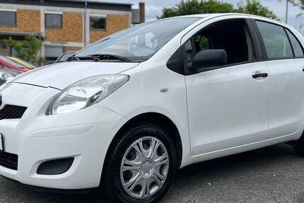 Toyota Yaris 178.500 km 2.899 &euro; Nürnberg 90441