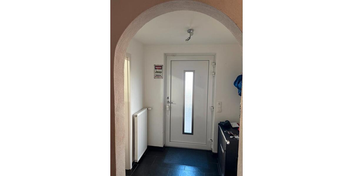 Reihenhaus Höchstadt an der Aisch - 6 Zimmer, 128 m&sup2;, 335.000&euro; | Angebot:25719392