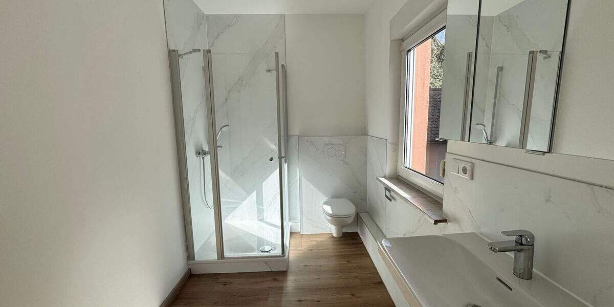 Gewerbeobjekt Zirndorf - 3 Zimmer, 75 m&sup2;, 890&euro; | Angebot:25797253