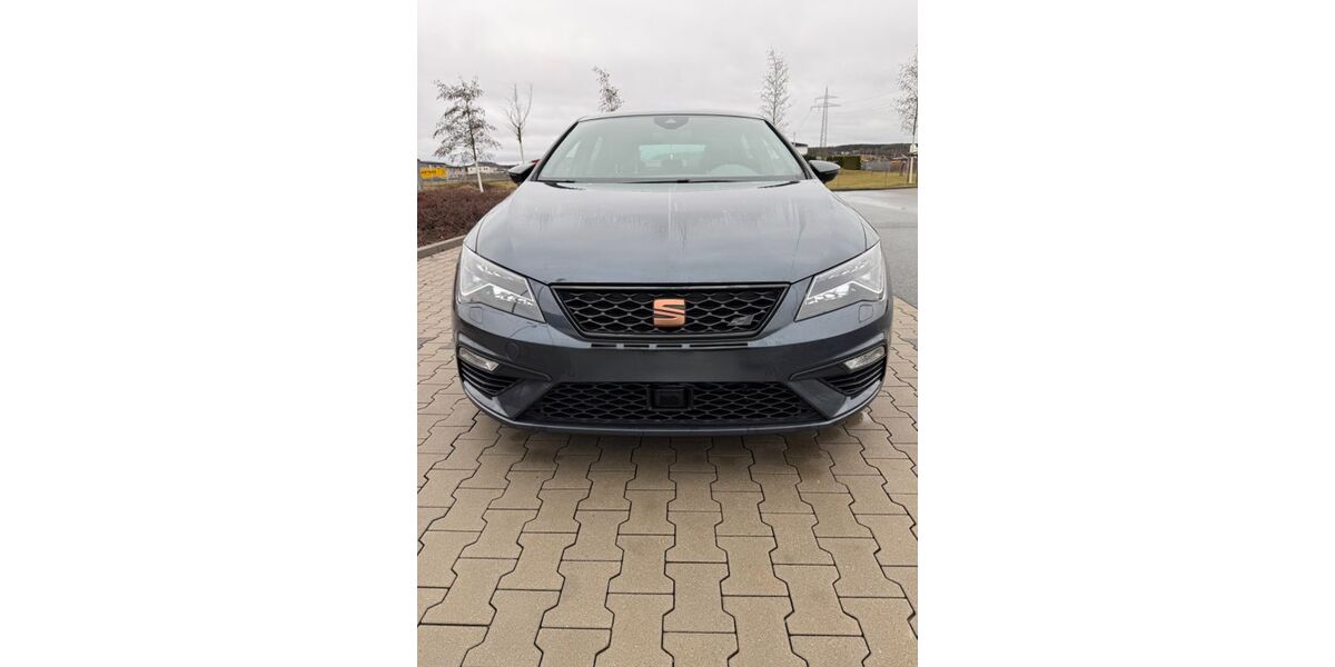 Seat Leon 38.000 km 23.000 &euro; Herzogenaurach 91074
