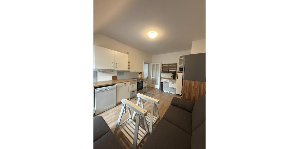 Dachgeschoßwohnung Nürnberg Gibitzenhof - 2 Zimmer, 76 m&sup2;, 700&euro; | Angebot:25942826