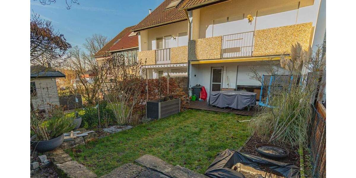 Reihenmittelhaus Zirndorf Weiherhof - 5 Zimmer, 166 m&sup2;, 485.000&euro; | Angebot:25664760